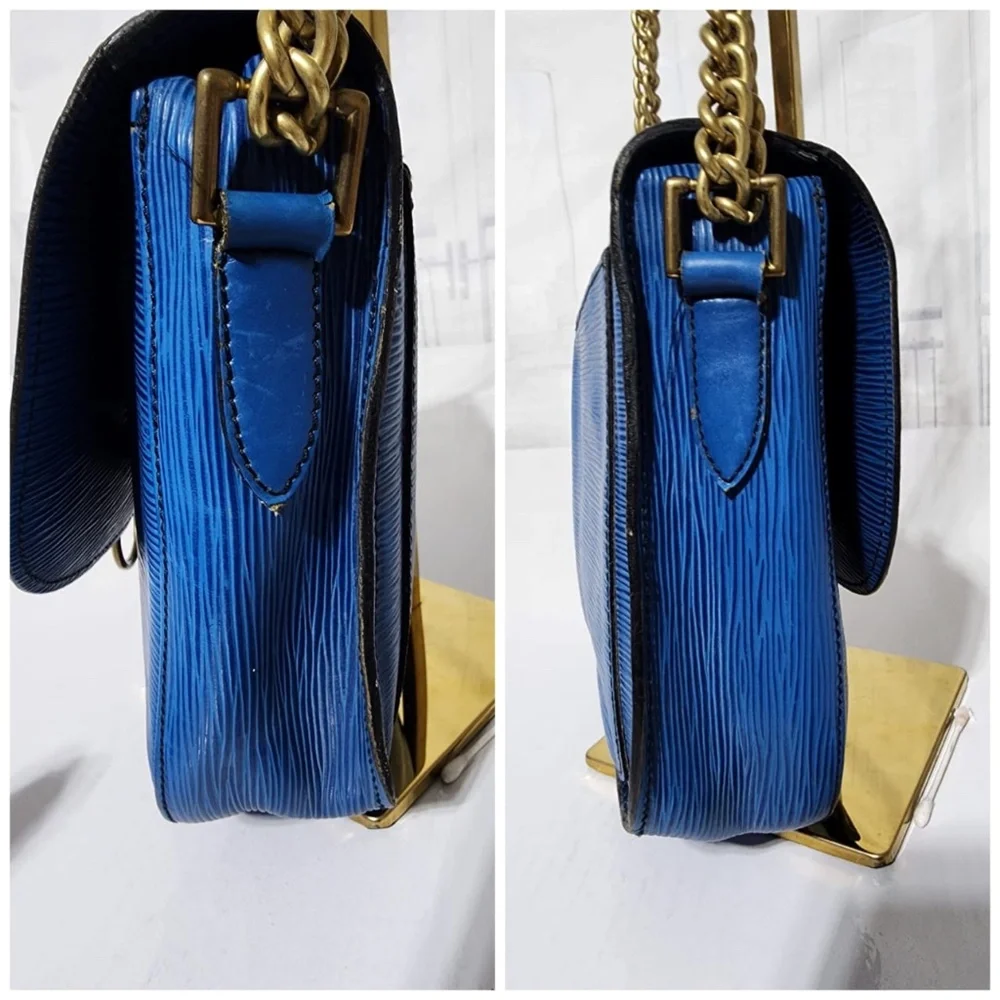 Authentic LOUIS VUITTON Epi Saint Cloud GM Shoulder Bag Blue